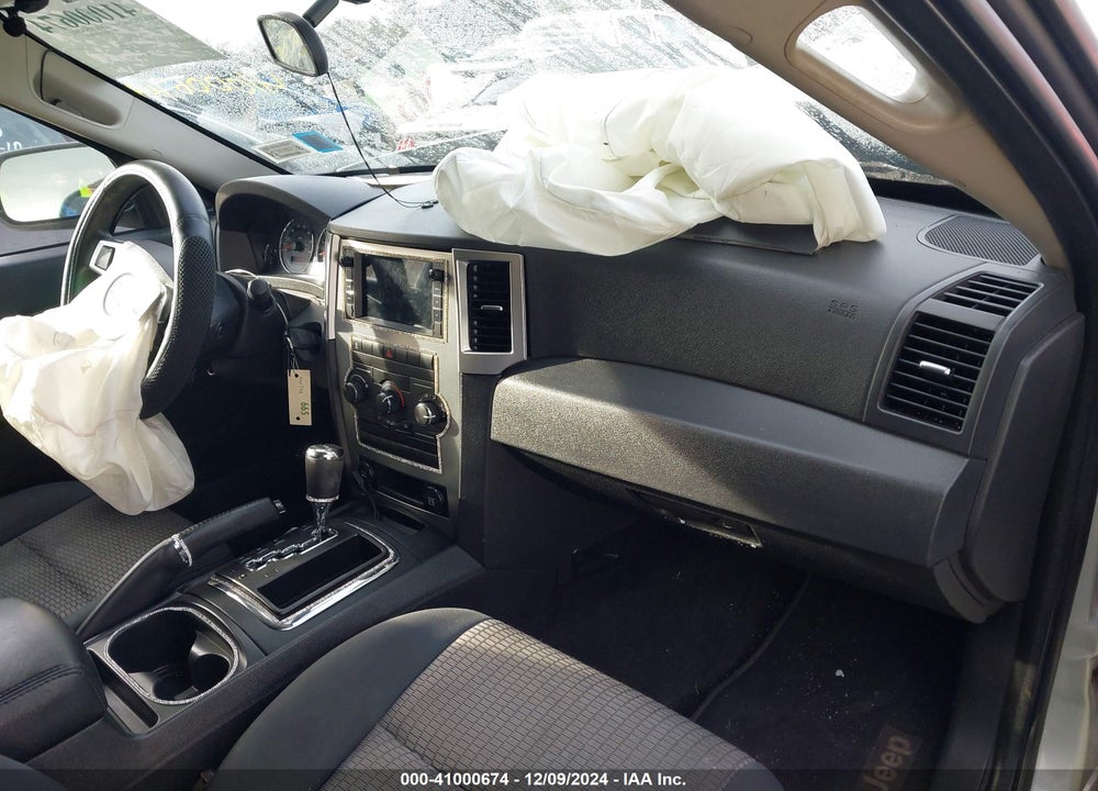 2010 JEEP GRAND CHEROKEE LAREDO VIN: 1J4PR4GK0AC143222