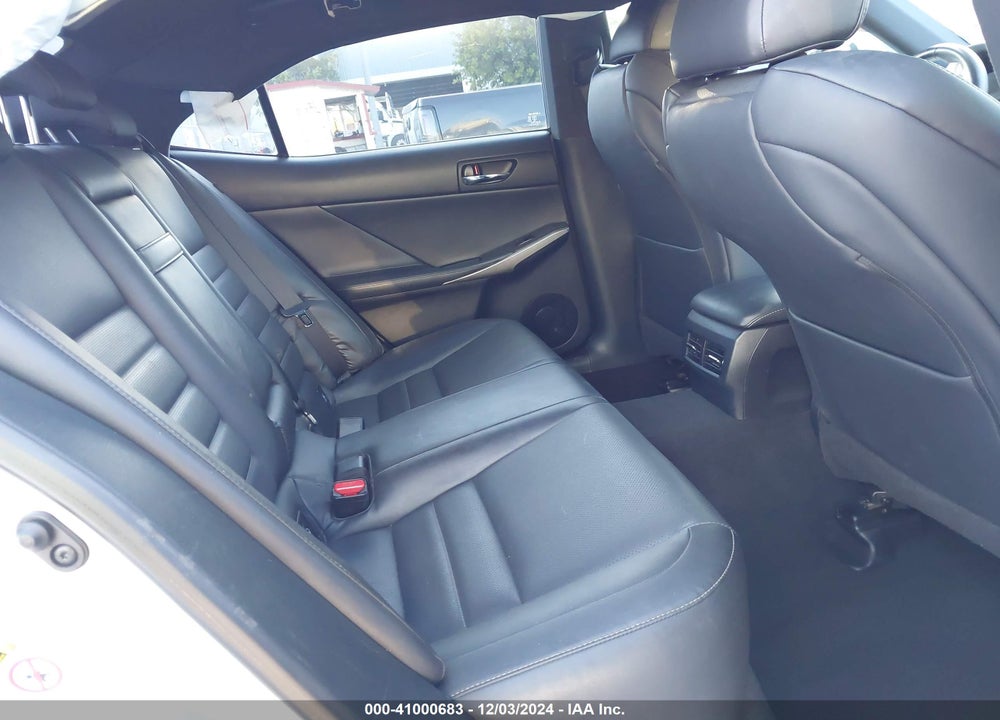 2015 LEXUS IS 250 CRAFTED LINE VIN: JTHBF1D26F5050467