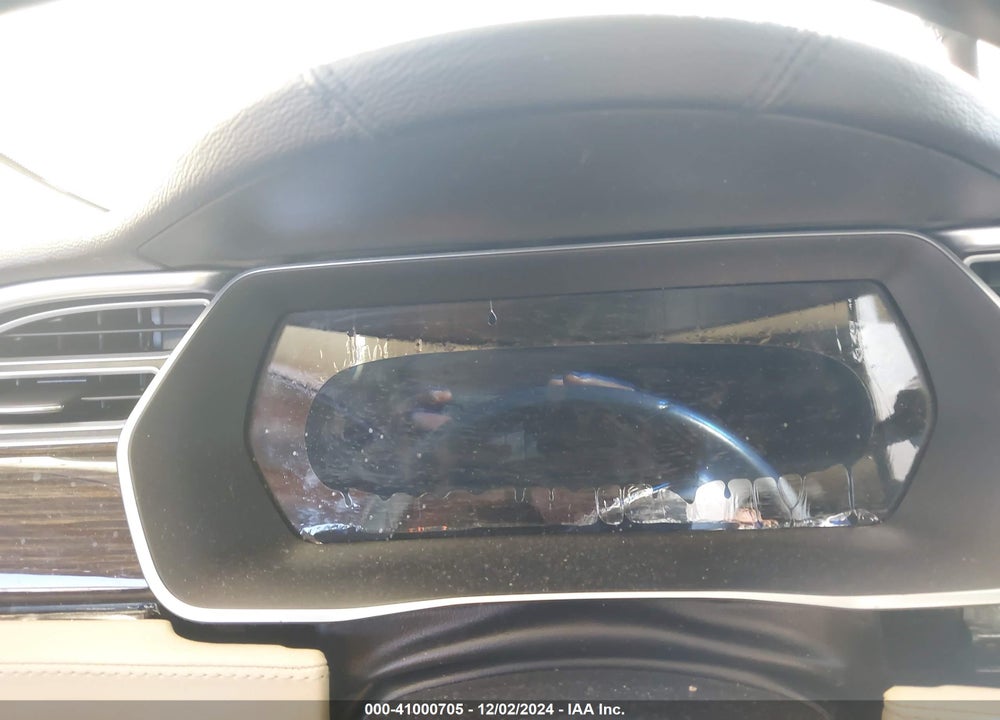 2014 TESLA MODEL S VIN: 5YJSA1H13EFP45357