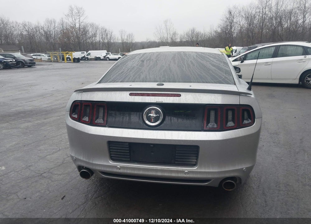 2013 FORD MUSTANG V6 PREMIUM VIN: 1ZVBP8AM2D5268056
