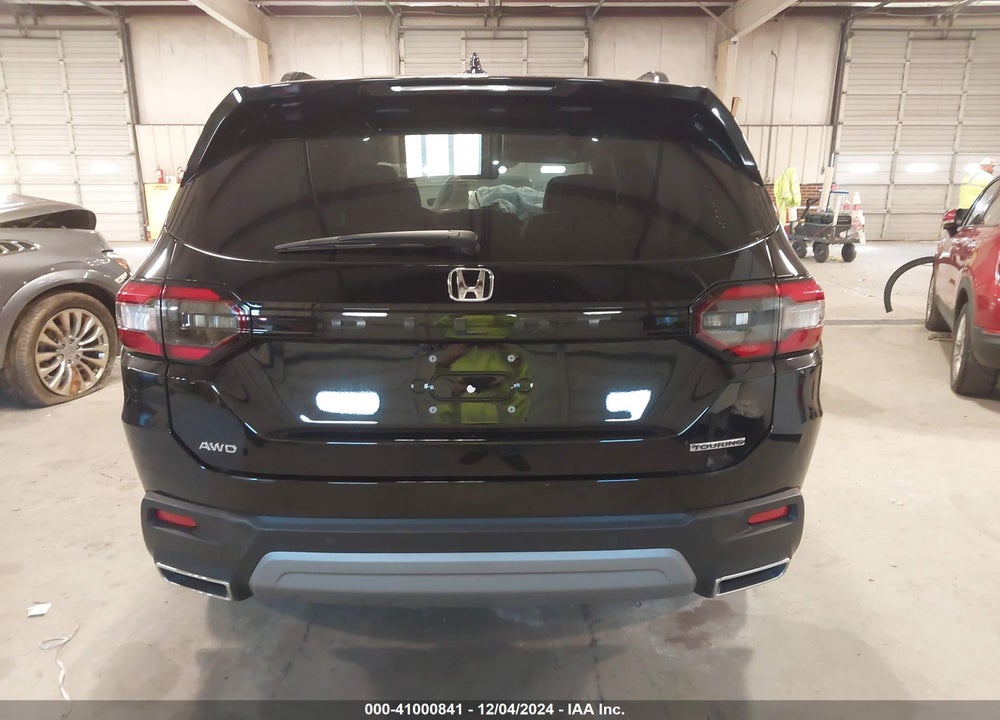 2025 HONDA PILOT TOURING VIN: 5FNYG1H77SB023947