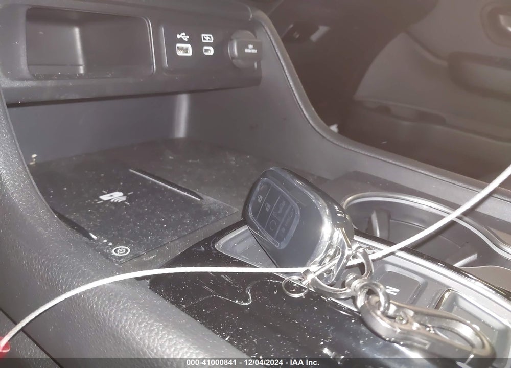 2025 HONDA PILOT TOURING VIN: 5FNYG1H77SB023947