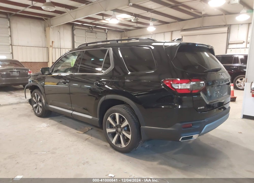 2025 HONDA PILOT TOURING VIN: 5FNYG1H77SB023947