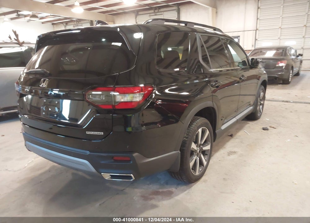 2025 HONDA PILOT TOURING VIN: 5FNYG1H77SB023947