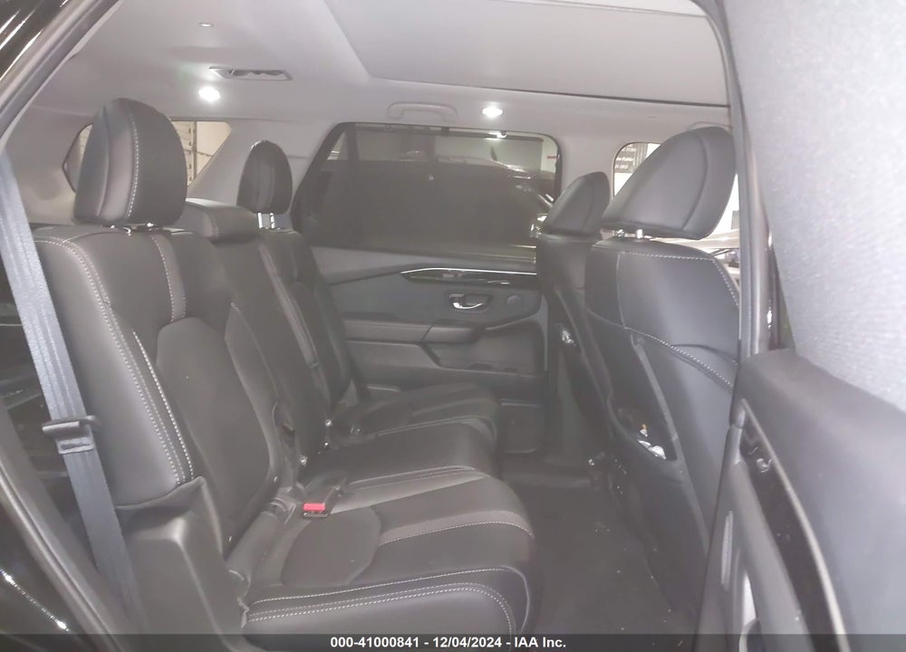 2025 HONDA PILOT TOURING VIN: 5FNYG1H77SB023947