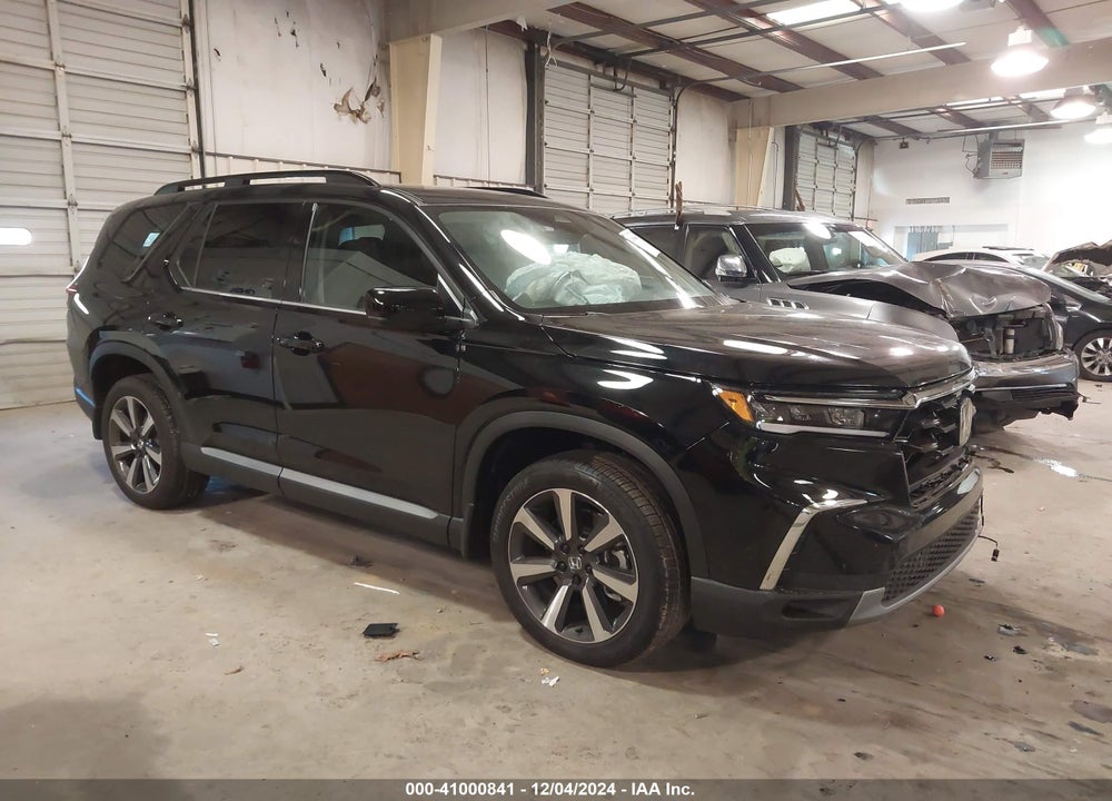 2025 HONDA PILOT TOURING VIN: 5FNYG1H77SB023947