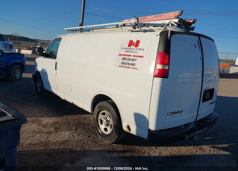 2005 CHEVROLET EXPRESS VIN: 1GCFG15T151240027