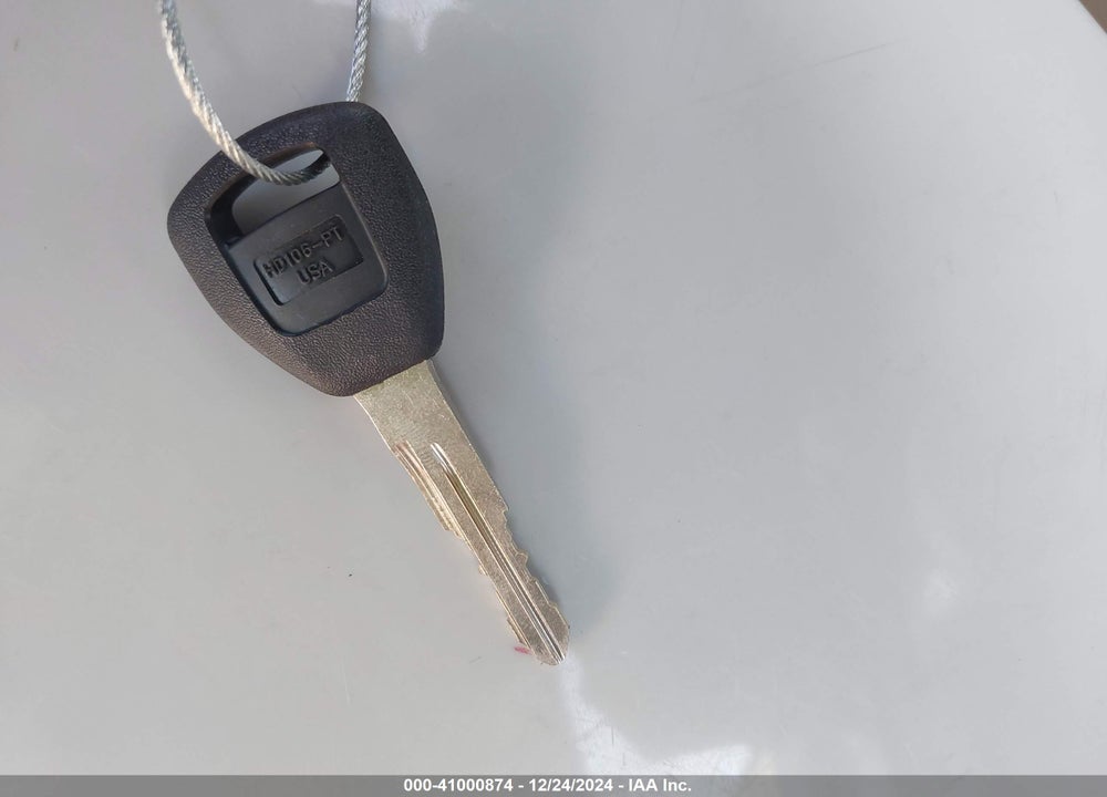 2001 HONDA ACCORD 3.0 LX VIN: 1HGCG22441A026070
