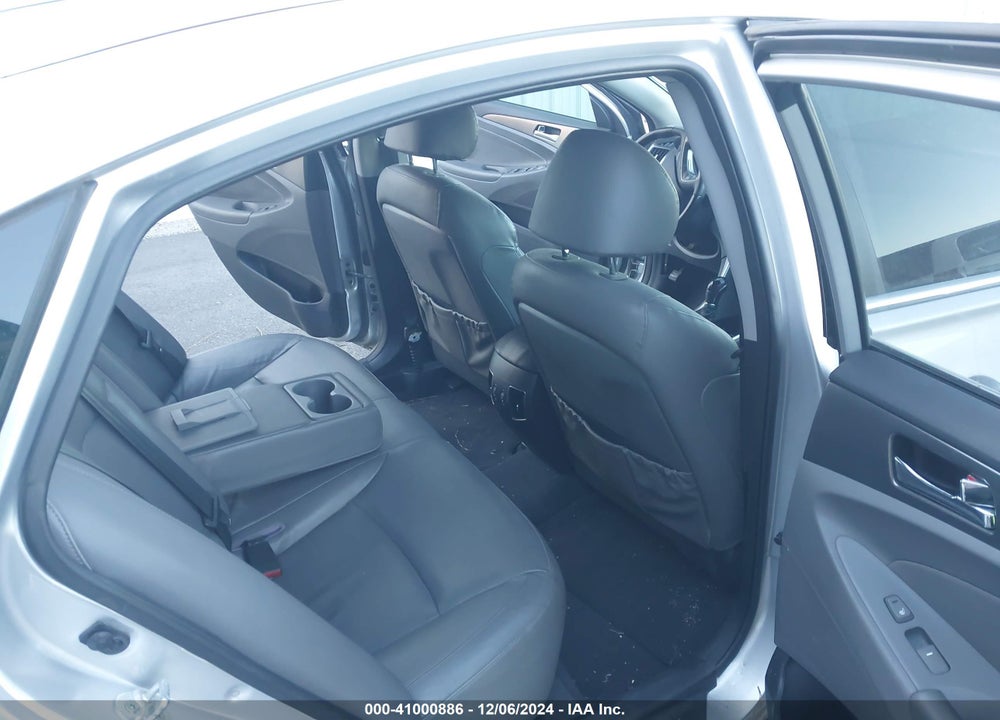 2012 HYUNDAI SONATA HYBRID VIN: KMHEC4A44CA028383