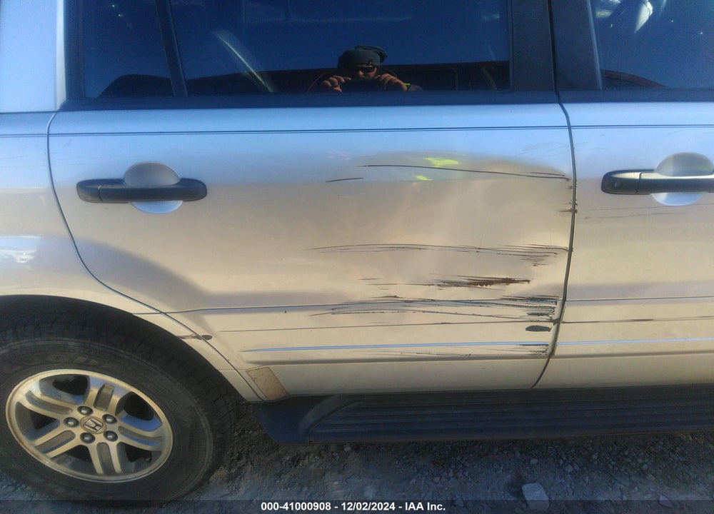 2005 HONDA PILOT EX-L VIN: 2HKYF18755H562530