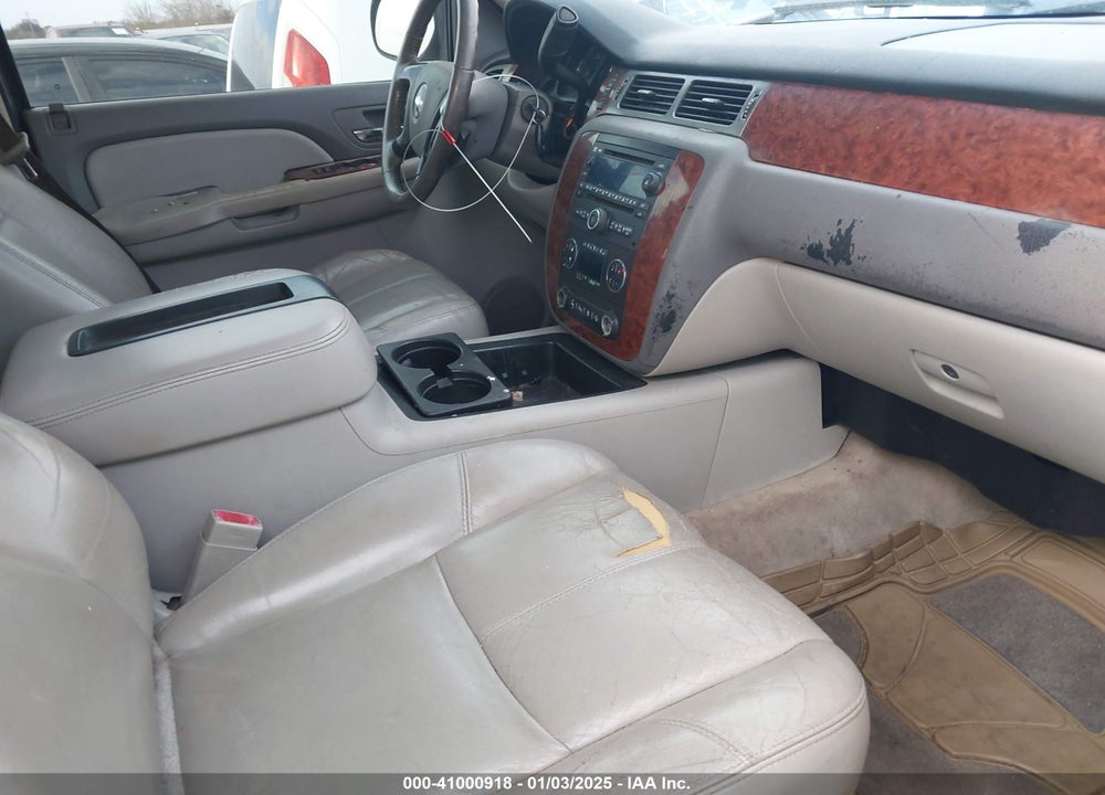 2007 CHEVROLET SUBURBAN 1500 LTZ VIN: 3GNFC16047G156344