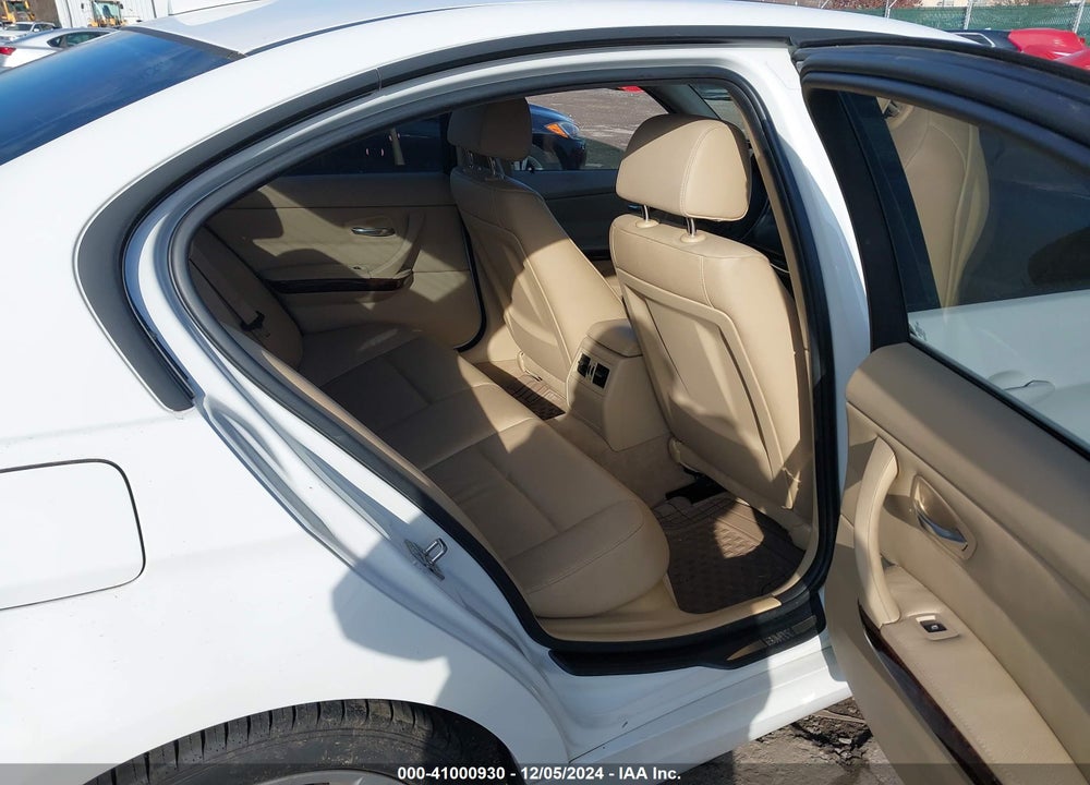 2011 BMW 328 I SULEV VIN: WBAPH5G56BNM72857