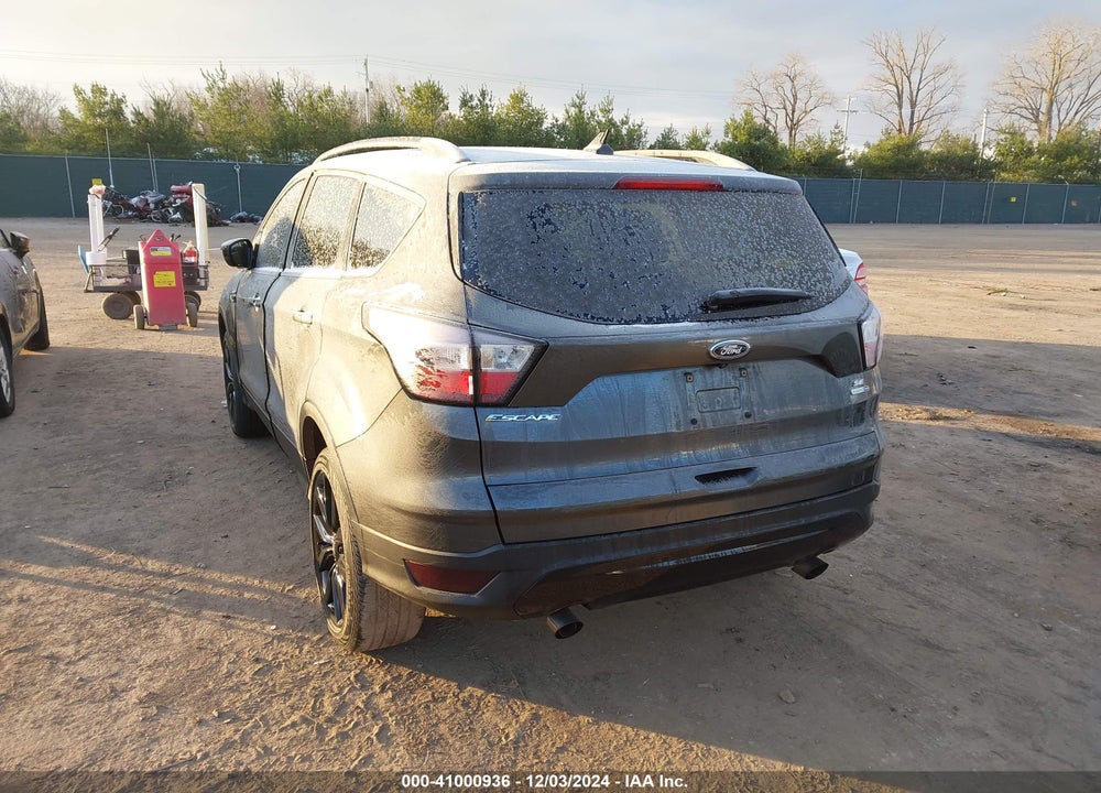 2018 FORD ESCAPE SE VIN: 1FMCU9GD4JUA61582