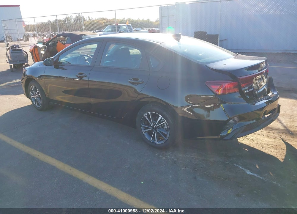 2024 KIA FORTE VIN: 3KPF24AD1RE774341