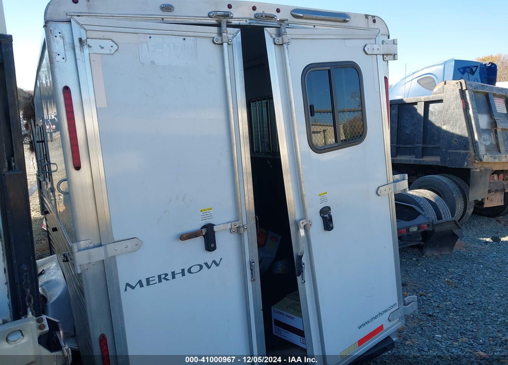 2017 MERHOW 7308 VIN: 1M9L33221H1031202
