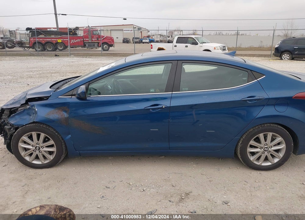 2015 HYUNDAI ELANTRA SE VIN: KMHDH4AE8FU392315