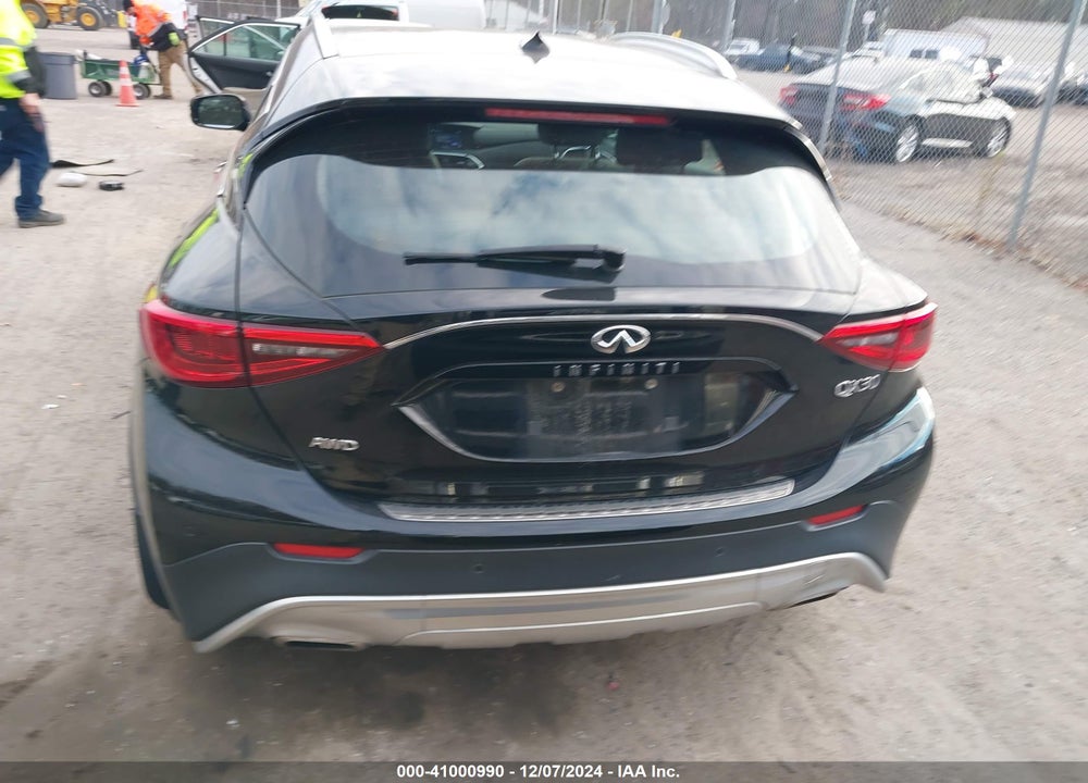 2017 INFINITI QX30 PREMIUM VIN: SJKCH5CR6HA023928