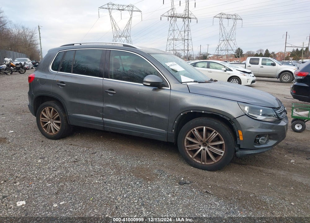2012 VOLKSWAGEN TIGUAN SE VIN: WVGAV7AX6CW078869