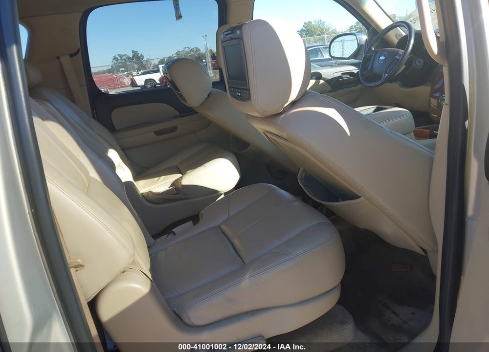 2007 CHEVROLET SUBURBAN 1500 LTZ VIN: 3GNFC16027G296781