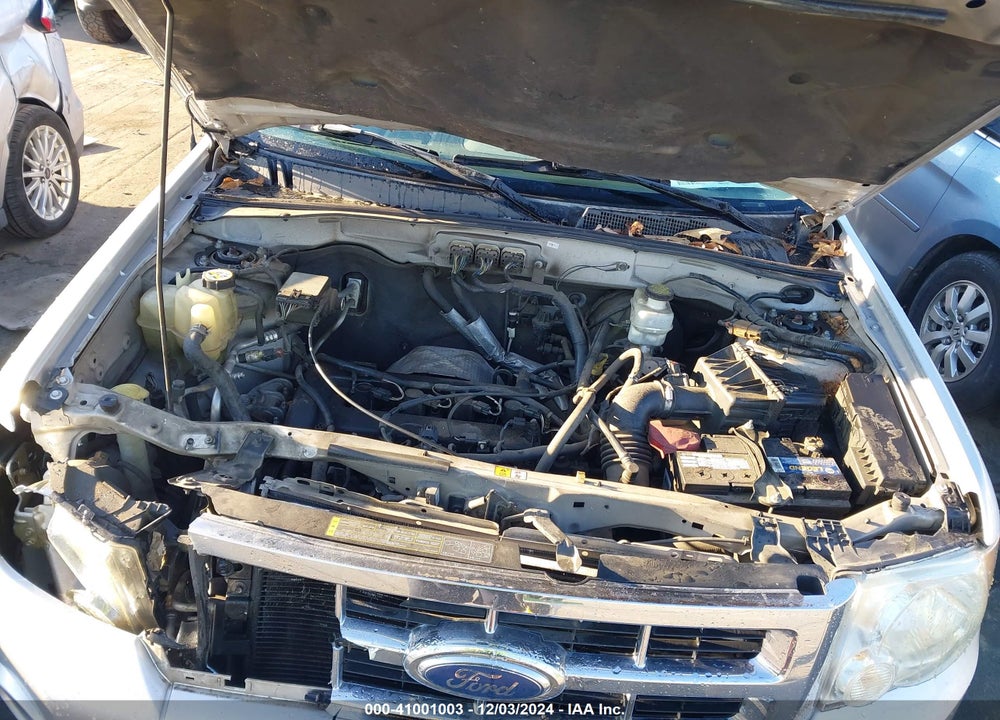2008 FORD ESCAPE XLS/XLS MANUAL VIN: 1FMCU02Z38KA38038