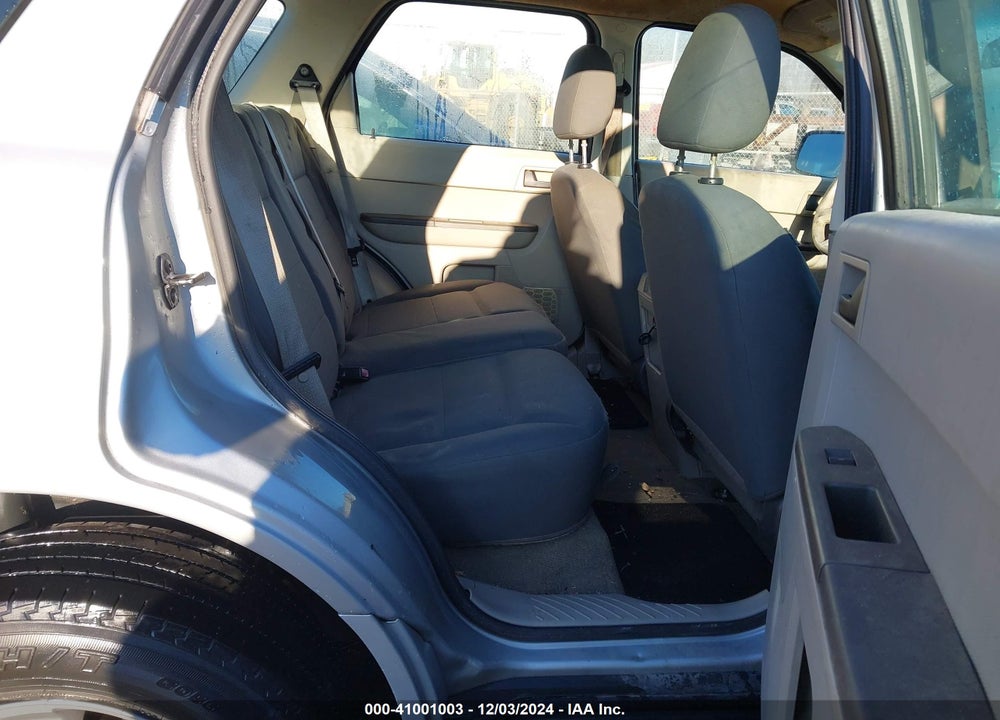 2008 FORD ESCAPE XLS/XLS MANUAL VIN: 1FMCU02Z38KA38038