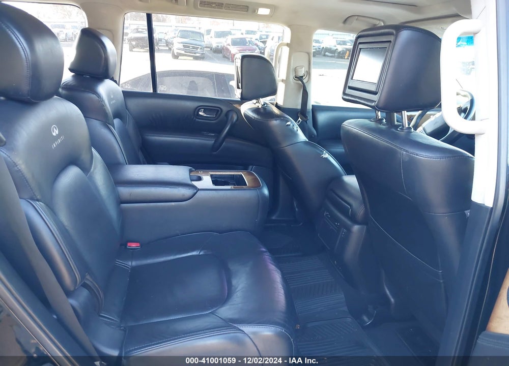 2014 INFINITI QX80 VIN: JN8AZ2NF7E9554131