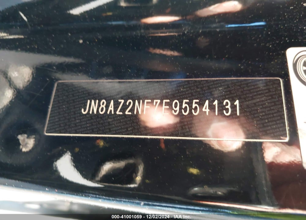 2014 INFINITI QX80 VIN: JN8AZ2NF7E9554131
