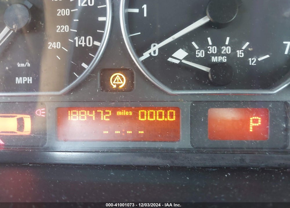 2005 BMW 330I VIN: WBAEV53425KM42421