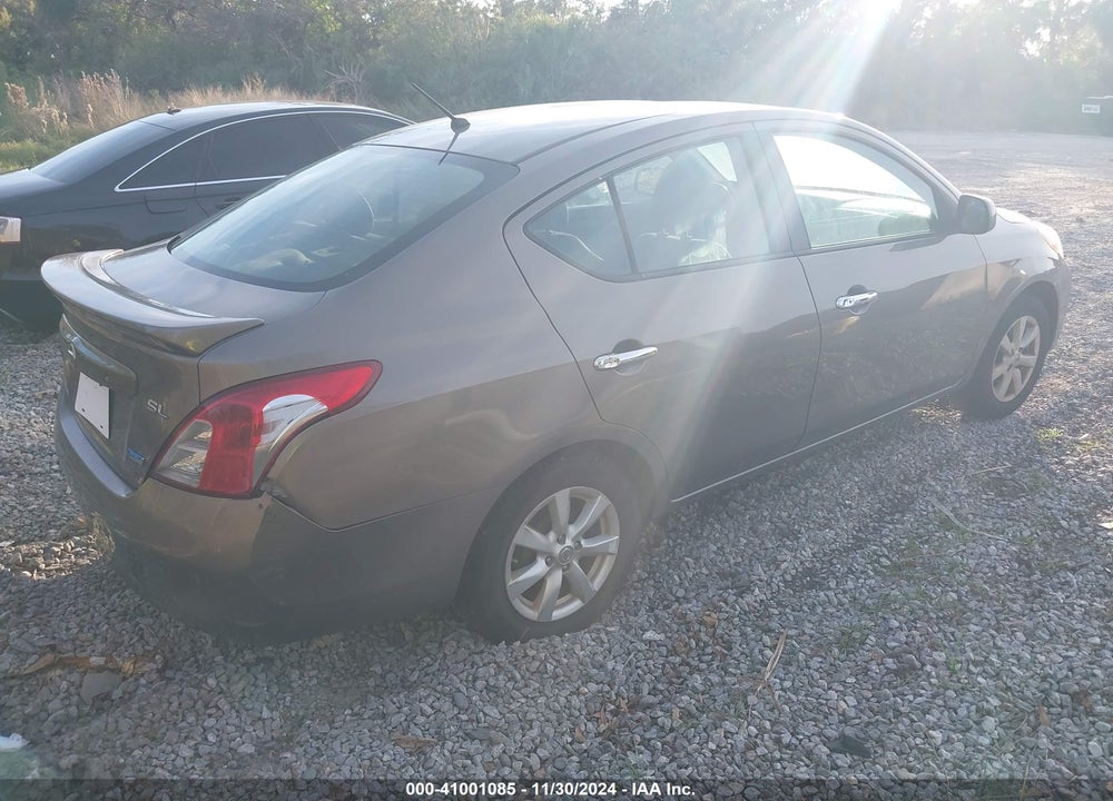 2013 NISSAN VERSA 1.6 SL VIN: 3N1CN7AP9DL847601