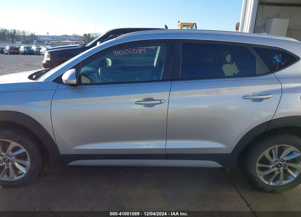 2018 HYUNDAI TUCSON SEL VIN: KM8J3CA45JU769694