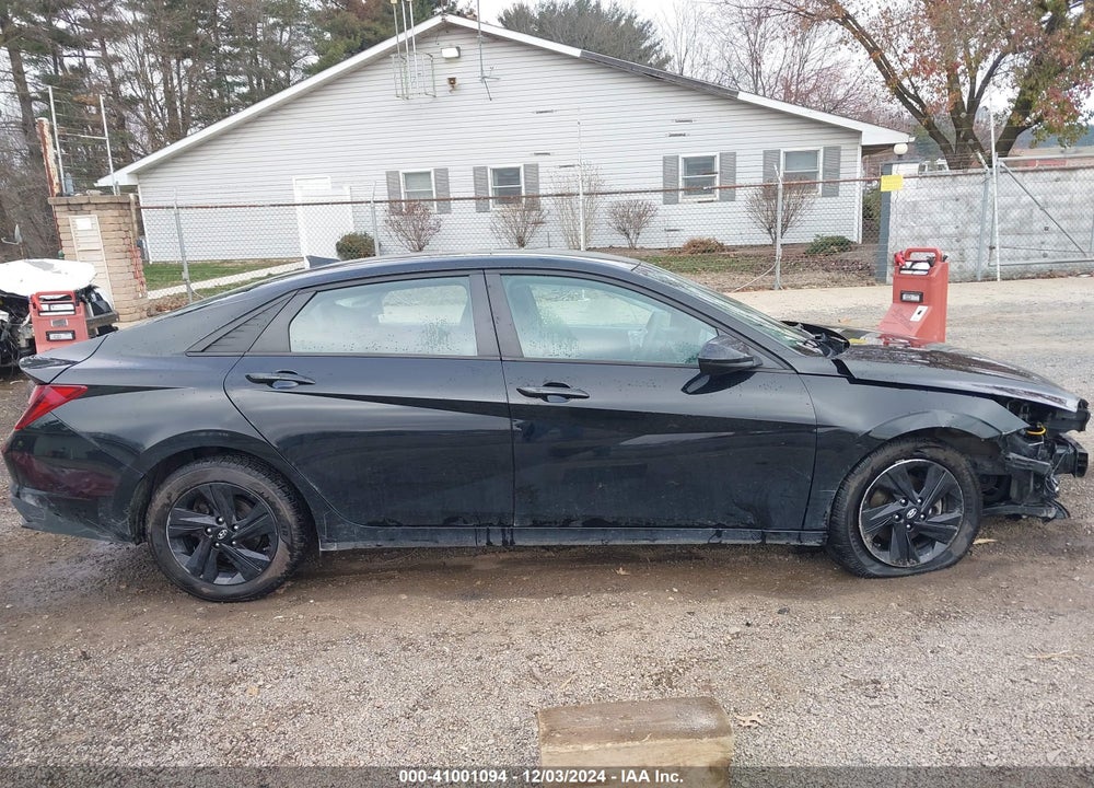 2021 HYUNDAI ELANTRA SEL VIN: 5NPLM4AG4MH003402