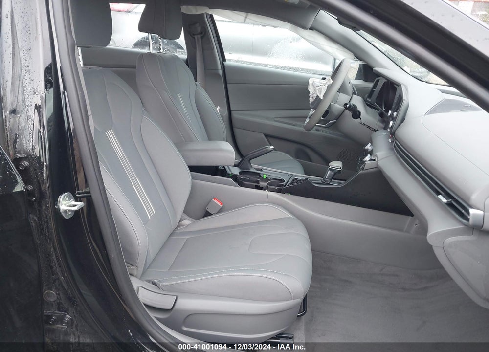 2021 HYUNDAI ELANTRA SEL VIN: 5NPLM4AG4MH003402