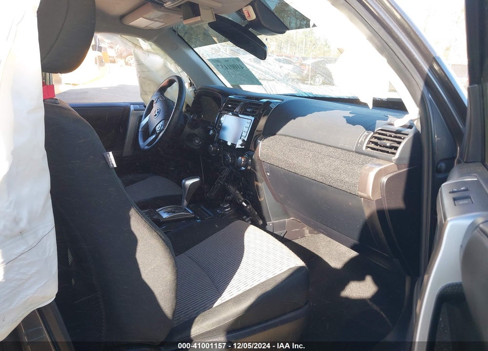 2020 TOYOTA 4RUNNER SR5 VIN: JTEBU5JR3L5827209