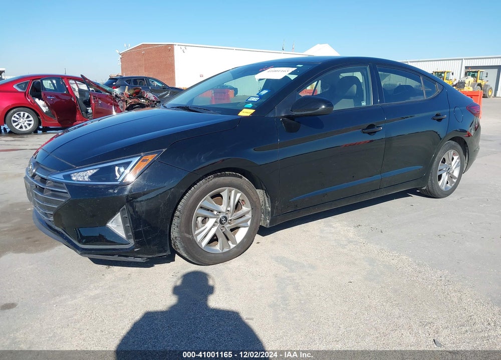 2019 HYUNDAI ELANTRA VIN: 5NPD84LF3KH470952