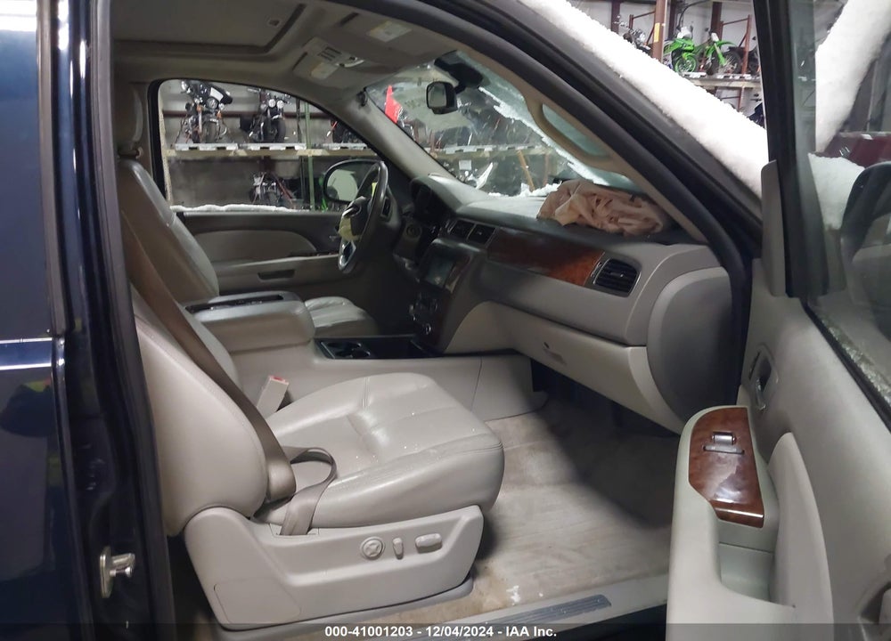 2007 CHEVROLET TAHOE LTZ VIN: 1GNFK13057J106543