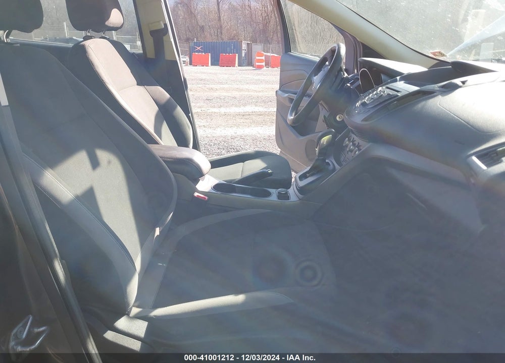 2014 FORD ESCAPE S VIN: 1FMCU0F73EUD14663
