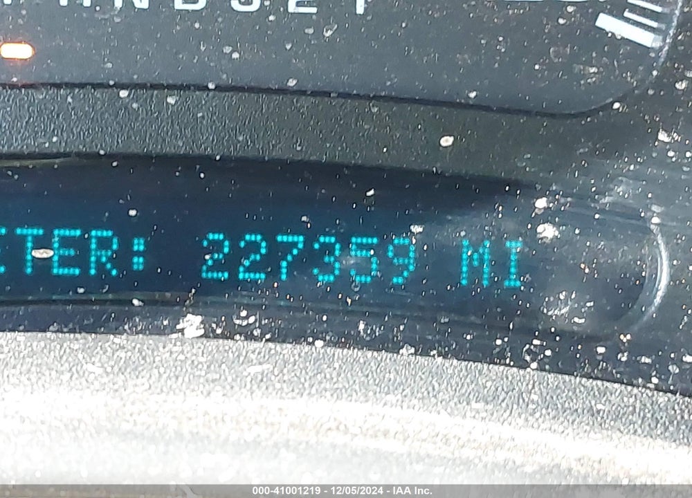 2006 GMC SIERRA 1500 SLT VIN: 2GTEK19BX61141648