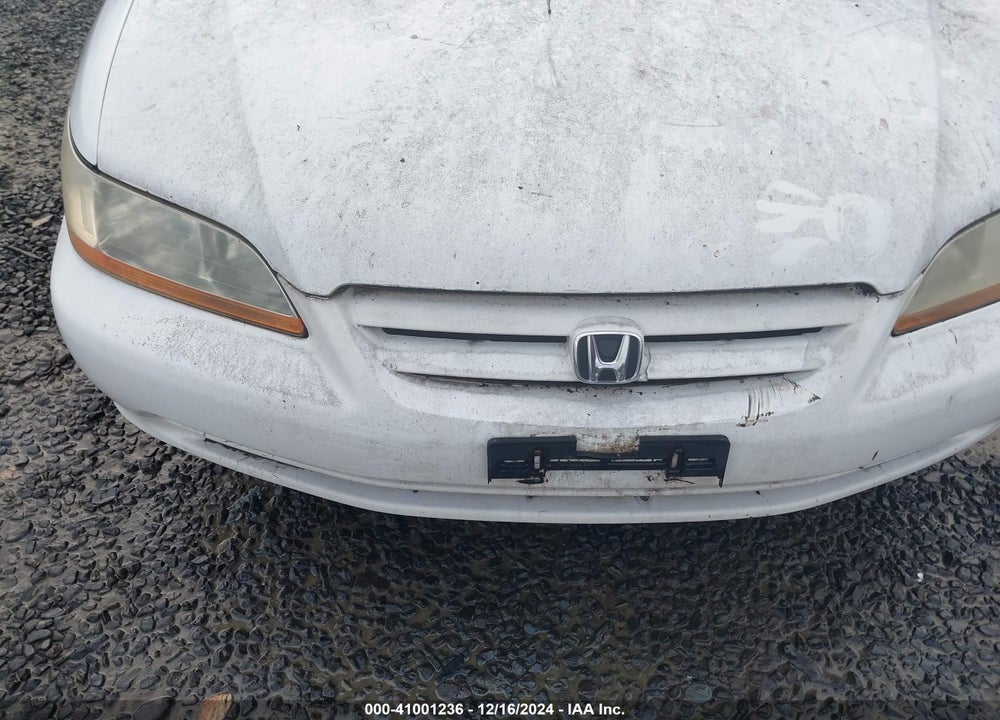 2001 HONDA ACCORD 2.3 LX VIN: 1HGCG66591A077915