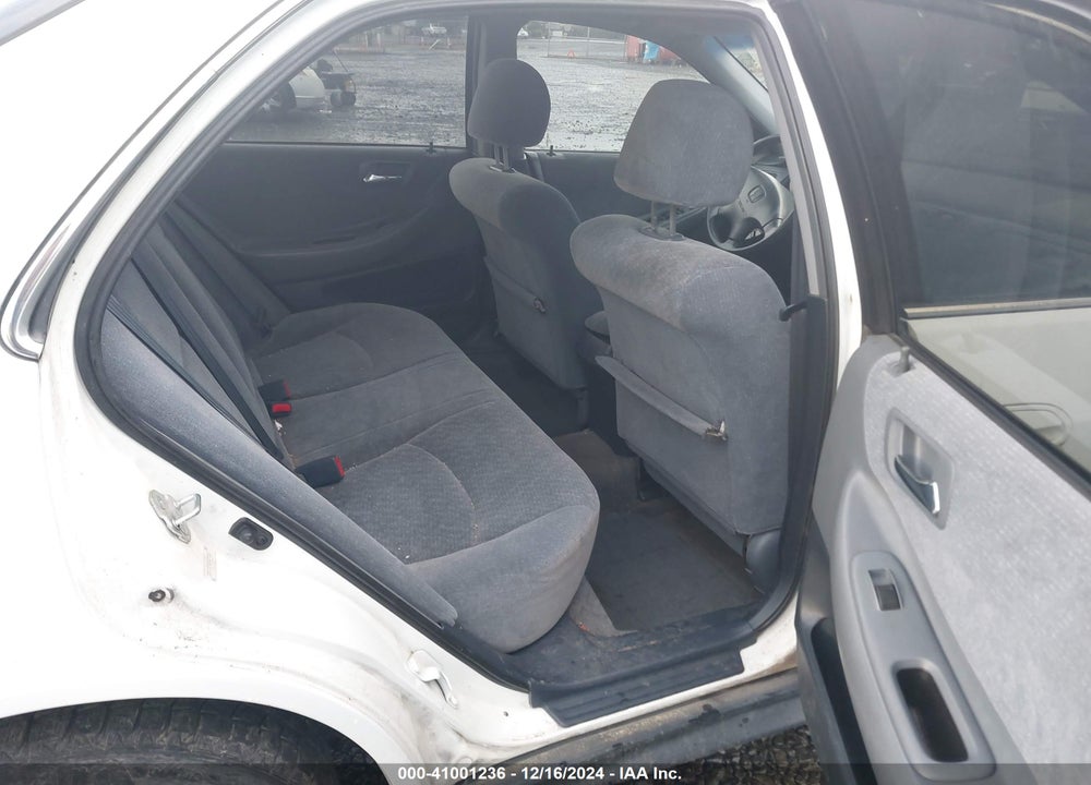 2001 HONDA ACCORD 2.3 LX VIN: 1HGCG66591A077915