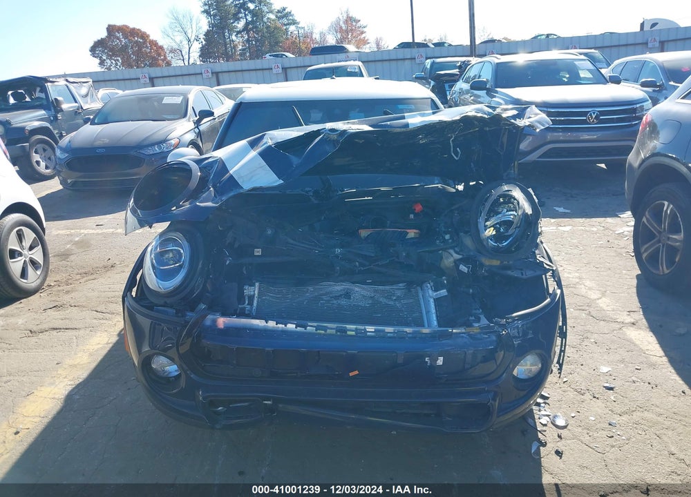 2019 MINI COOPER VIN: WMWXU3C55K2H89071