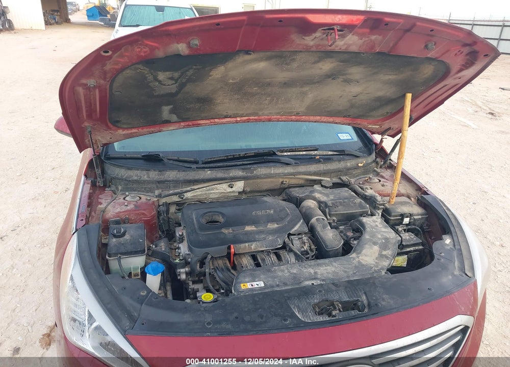 2015 HYUNDAI SONATA SE VIN: 5NPE24AF2FH009515