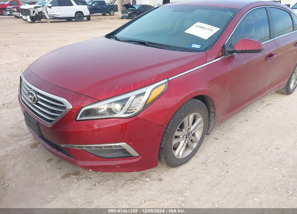 2015 HYUNDAI SONATA SE VIN: 5NPE24AF2FH009515