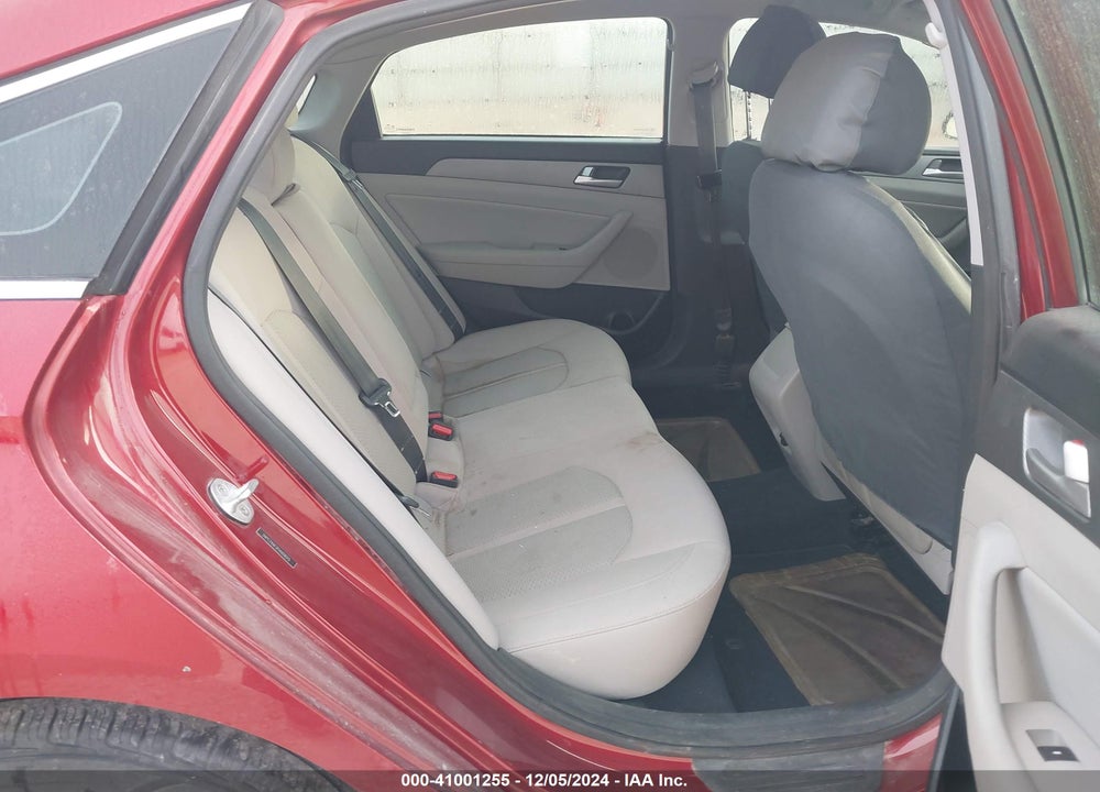 2015 HYUNDAI SONATA SE VIN: 5NPE24AF2FH009515