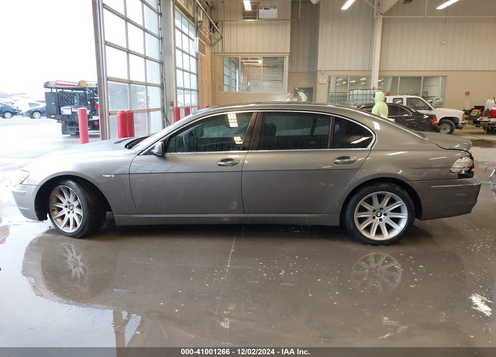2006 BMW 750LI VIN: WBAHN83526DT39366