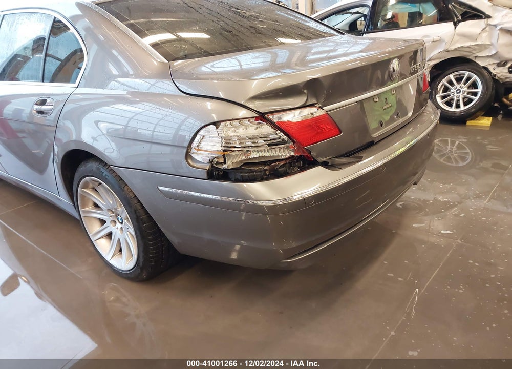2006 BMW 750LI VIN: WBAHN83526DT39366