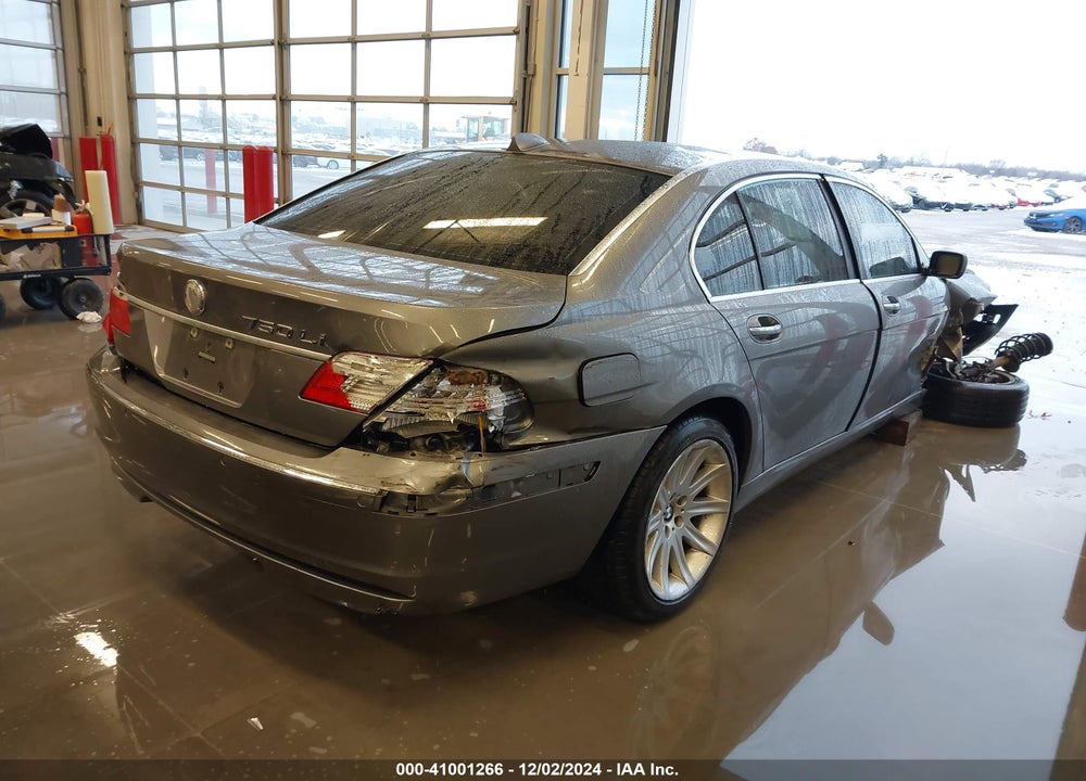 2006 BMW 750LI VIN: WBAHN83526DT39366