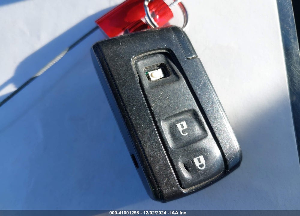 2008 TOYOTA PRIUS VIN: JTDKB20U587754855