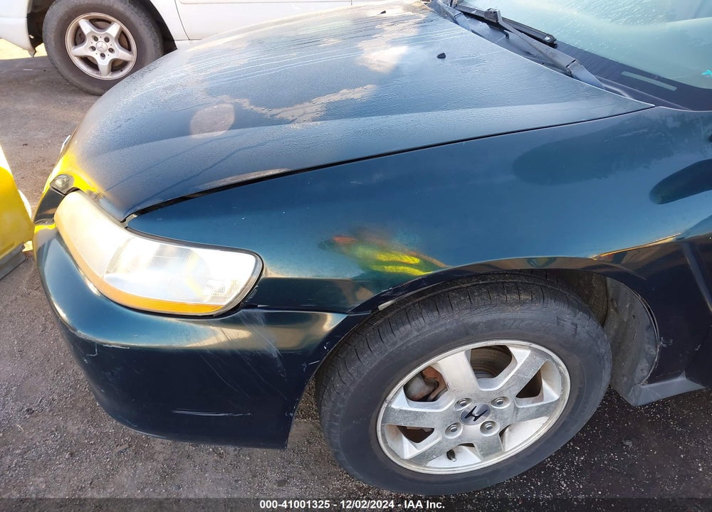 2000 HONDA ACCORD 2.3 SE VIN: JHMCG6694YC031147