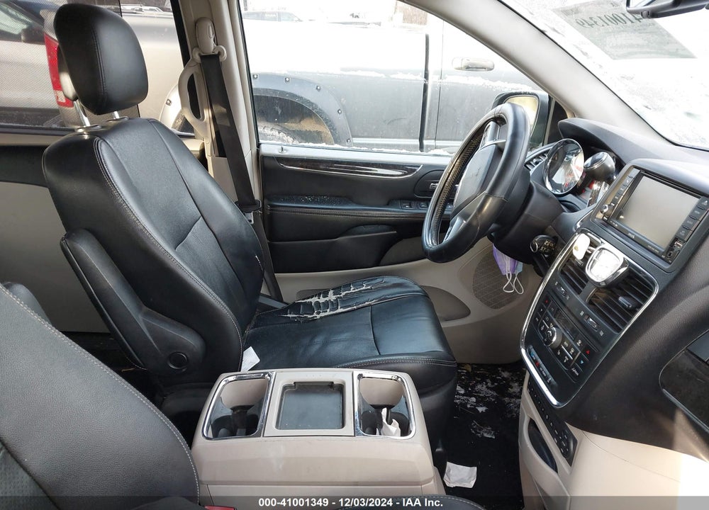 2011 CHRYSLER TOWN & COUNTRY TOURING-L VIN: 2A4RR8DG8BR759288