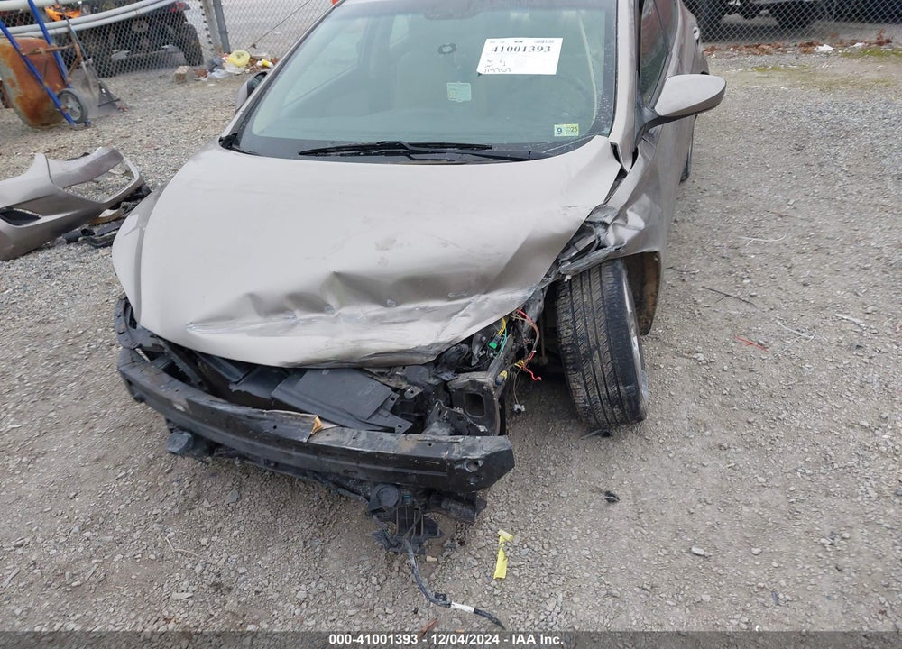 2013 HYUNDAI ELANTRA GLS VIN: 5NPDH4AE6DH351693